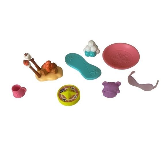 Littlest Pet Shop Winter Snow Fun Accessories Set - Picture 1 of 15